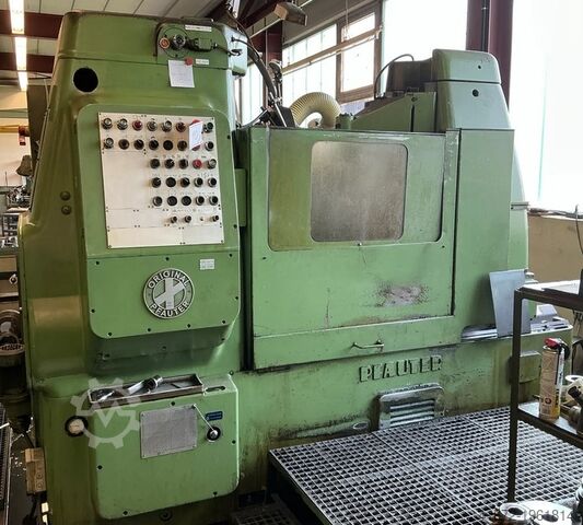 Зубофрезерный станок - вертикальный PFAUTER P 630