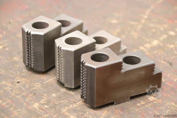 Набор сменных кулачков с верхними кулачками Forkardt Breite 32 mm