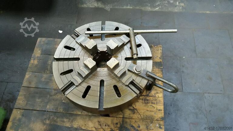 Лицевая панель  