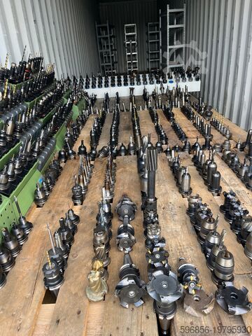 держатель инструмента ORION SK40 DIN 69871 AD + wiertło HSS fi 