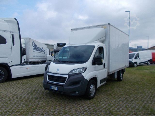 Кастомизированный фургон Peugeot BOXER