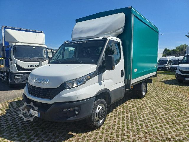 Кастомизированный фургон IVECO DAILY 35C16