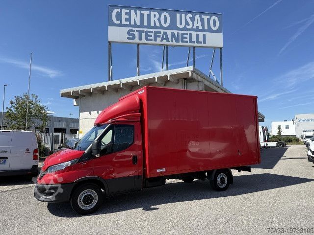 Кастомизированный фургон IVECO DAILY 35S16H3.0 BOX