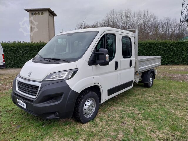Кабина с двумя рядами сидений Peugeot Boxer 335 2.0 BlueHDi 130CV L3 Doppia cabina 7 POSTI Cassonato