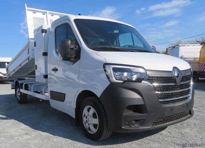 самосвал Renault Master