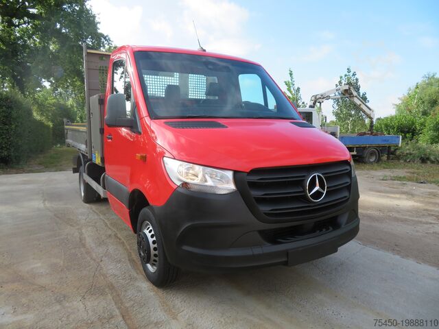 грузовой самосвал фургон Mercedes-Benz Sprinter