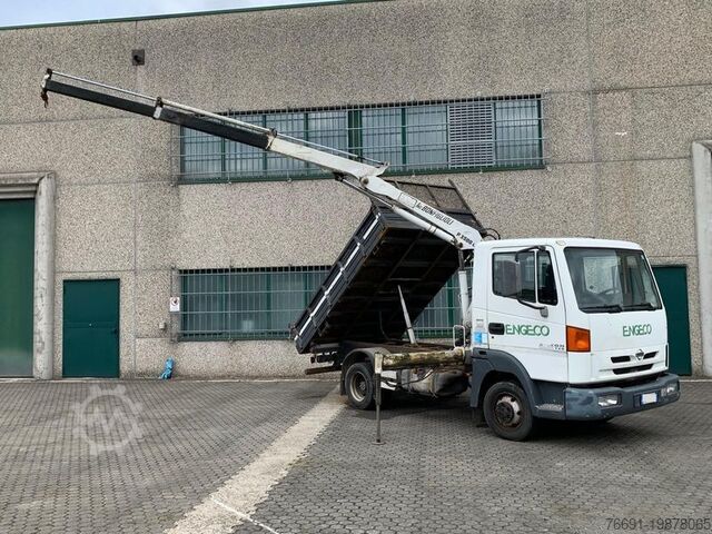 Самосвал-фургон Nissan Atleon 56.120 - Ribaltabile - Gru BONFIGLIOLI 2 s