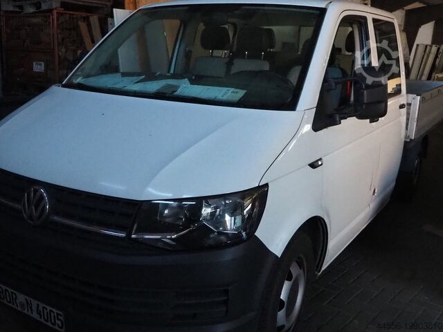 Двухкабинный шасси с платформой Volkswagen 7JO