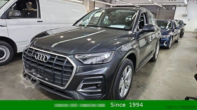 Пикап AUDI Q5 50 TFSI e quattro Stoff Ahk.2,5t