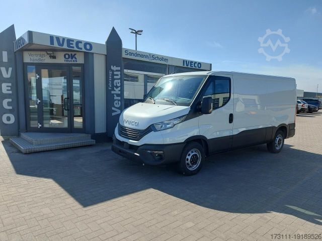 Фургон с высокой крышей IVECO Daily 35S14V / H1 Flachdach / AHK / Kamera