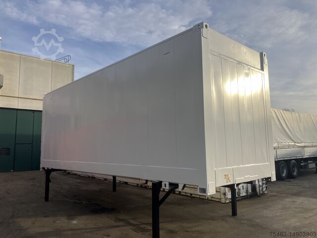 Колеблющийся корпус с коробчатой структурой KRONE KEREX 782BOX HC CON PORTE