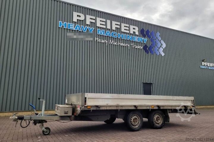 Двухосный прицеп Saris PL1820 Saris PL1820 2 Axel Trailer