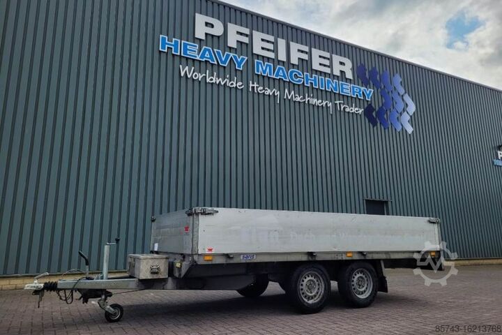 Saris PL1827 2 Axel Trailer Saris PL1827 2 Axel Trailer