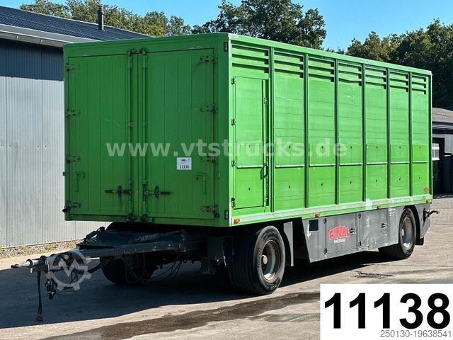 Прицеп для перевозки лошадей Finkl FINKL VA18 1.Stock Viehanhänger
