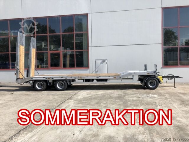 Низкорамный прицеп Möslein T3-6,60 VB F  neuer 3 Achs Tieflader- Anhänger