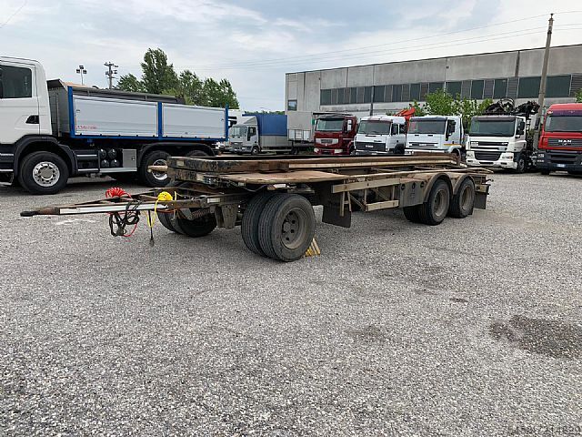 Мобильная система ящиков  PIACENZA R25B1E scarrabile 3 assi
