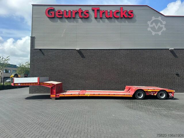 Низкий погрузчик Faymonville MEGAMAX F-S42-1ACA 2 ASSEN DIEPLADER / TIEFLADE...