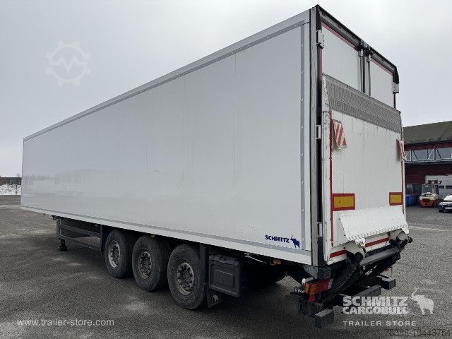 Рефрижераторный полуприцеп Schmitz Cargobull Semitrailer Reefer Standard Dobbeldekk Bakløfter