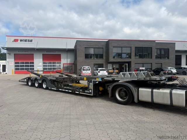 Полуприцеп-автовоз KÄSSBOHRER K.SOK Truck/Car Transporter, Novagrau