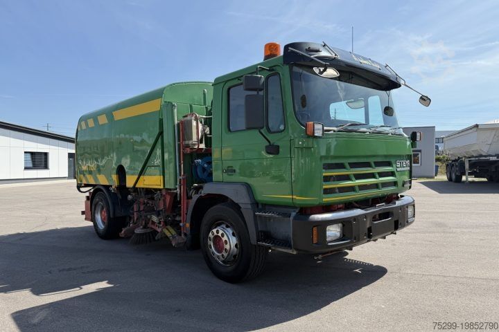 Подметально-уборочная машина Steyr 18.285 M39 Kehrmaschine / Swiss-Vehicle