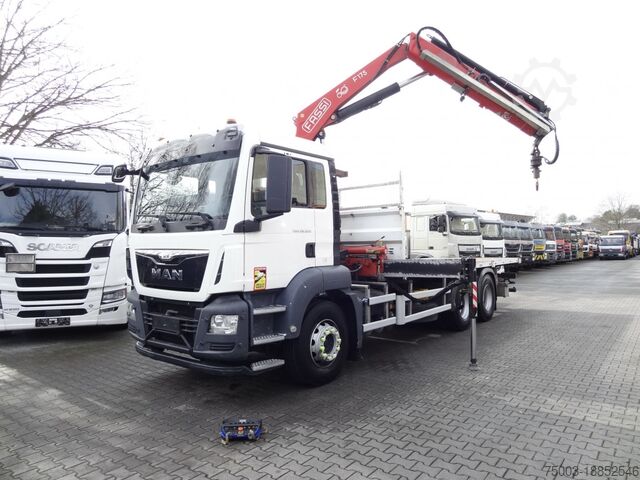 Бортовой грузовик MAN TGS 26.320 6X4 BB mit Kran Fassi F175