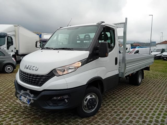 Бортовой грузовик IVECO DAILY 35C14 - 3750