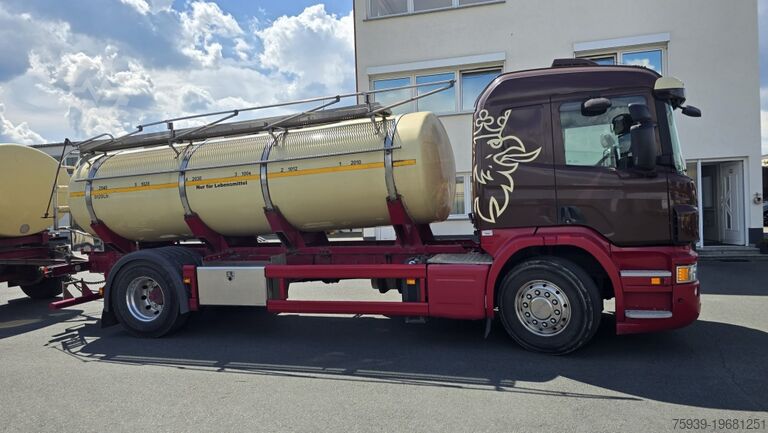Автоцистерна Scania P 440 4x2