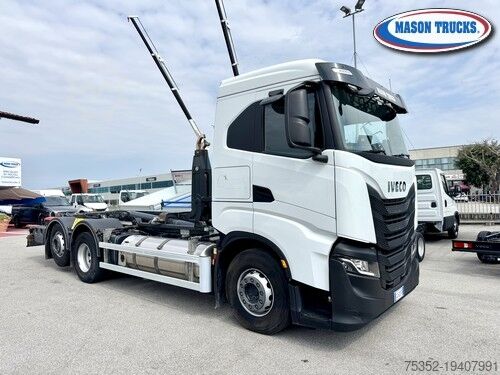 грузовик со сменным кузовом Iveco S-Way 460 FP Natural Power
