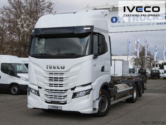 Автомобиль с заменяемым кузовом IVECO S-WAY AS260S46Y/FS-CM 2LNG, Lenkachse, LBW