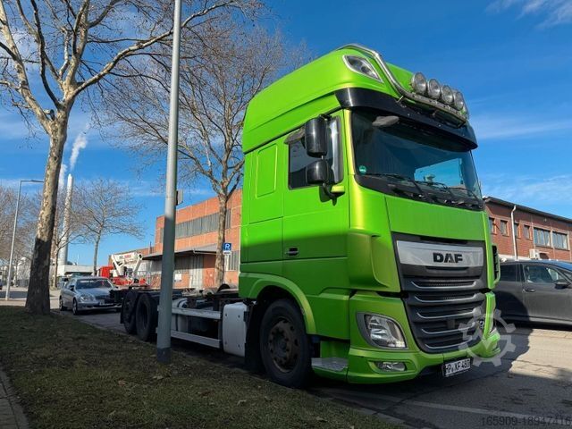 Автомобиль с заменяемым кузовом DAF XF 106.460 Intarder, Jumbo,