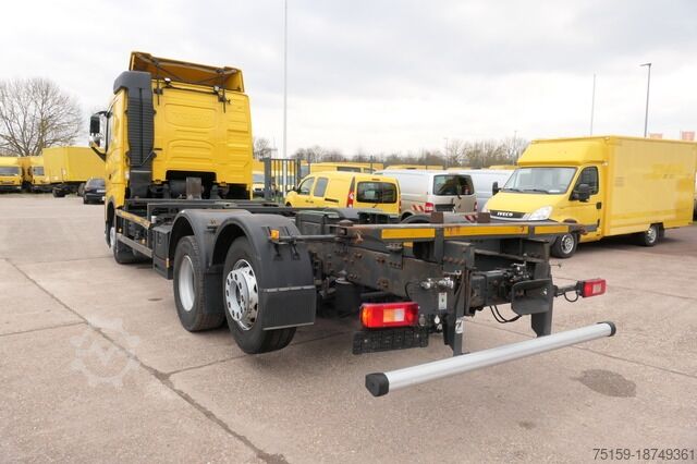 Автомобиль с заменяемым кузовом volvo FH 26.420 6x2 BDF