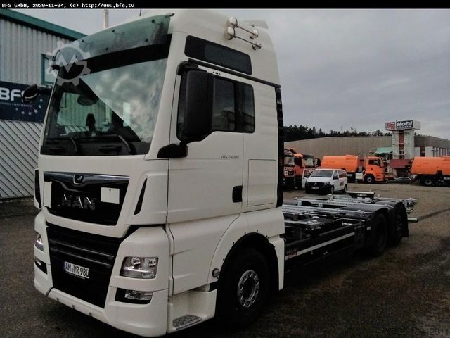 Автомобиль с заменяемым кузовом MAN TGX 26.510 6x2-2 LL Multiwechsler