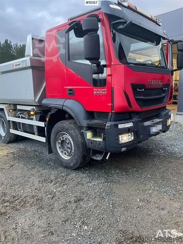Самосвал Iveco Trakker 500 6x4 Tipper