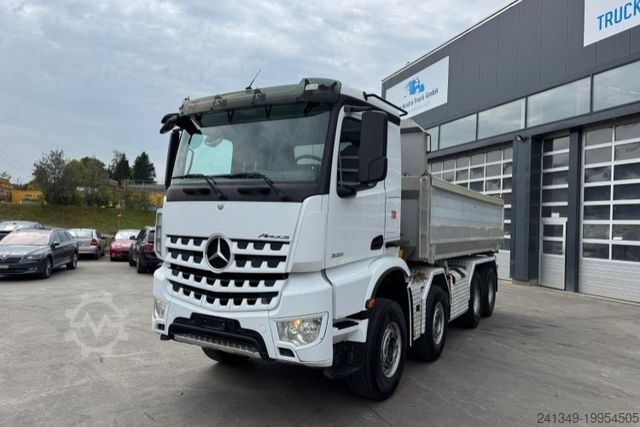 Самосвал MERCEDES-BENZ Arocs 3251 8x4 2 Seitenkipper Bormatik