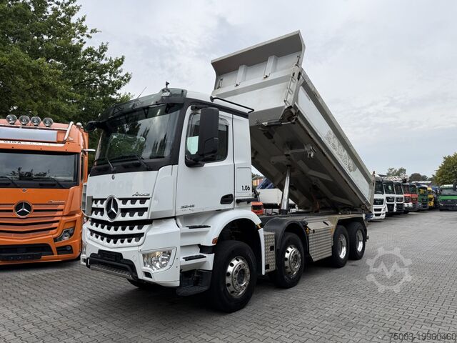 Самосвал Mercedes-Benz Arocs 3245 K 8X4