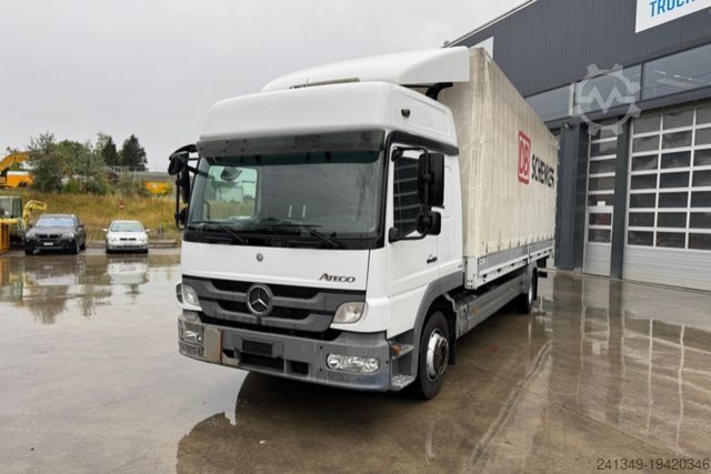 Бортовой грузовик с тентом MERCEDES-BENZ Atego 1529 4x2