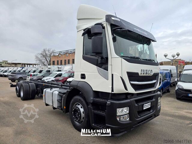 шасси грузовика IVECO STRALIS 260D36 CABINA CORTA 2017 PASSO 5