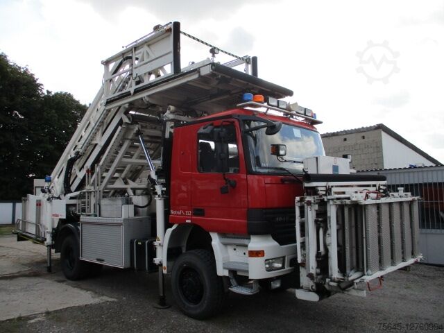 Пожарная служба/служба спасения Mercedes-Benz Allrad Actros 1848 - Fahrgestell  4 X 4