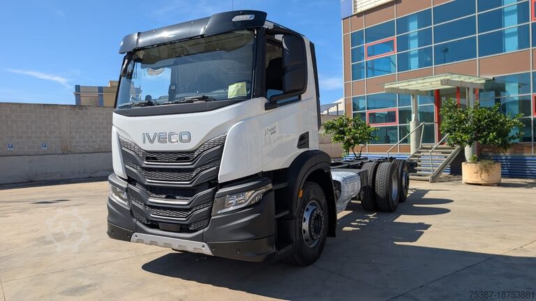 шасси грузовика IVECO XWAY 280X54