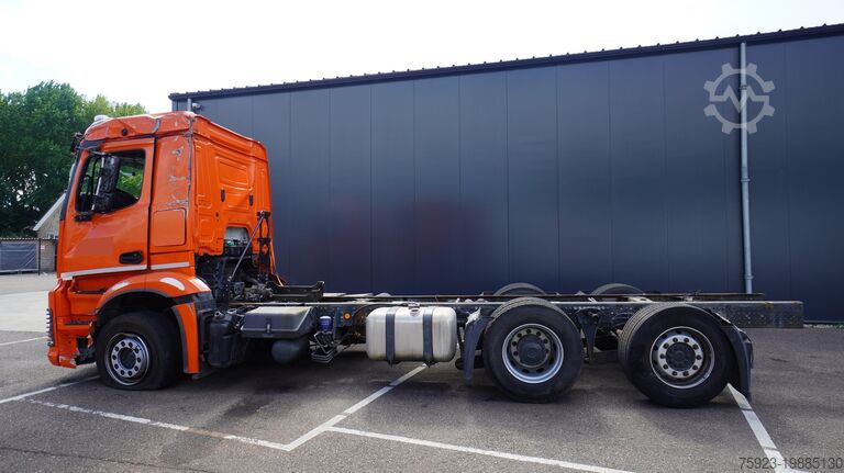 Шасси с кабиной Mercedes-Benz ANTOS 2843 6x2 DAMAGED VEHICLE