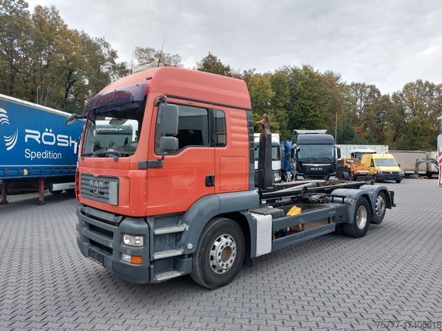 Крюковой мусоровоз MAN TGA 26.440 XLX 6x2 BL VDL-Lift-Parking Cool