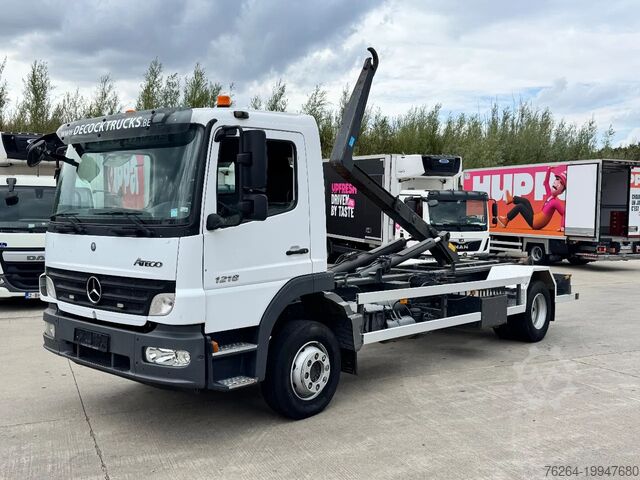 Система крюкообразных рычагов Mercedes-Benz Atego 1218 HAAKSYSTEEM