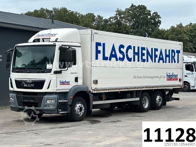 Грузовик для перевозки напитков MAN TGM 22.250 Getränkewagen mit Ladebordwand Euro6