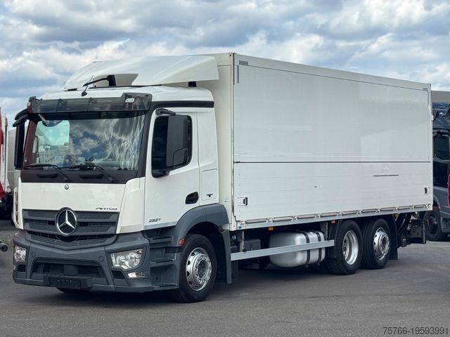 Грузовик для перевозки напитков MERCEDES-BENZ ANTOS 2527  / LBW / 2 x AHK / LENKACHSE / 18 PAL