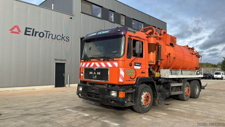 Ассенизаторская машина MAN 25.272 (MANUAL PUMP / POMPE MANUELLE / 15000 L)