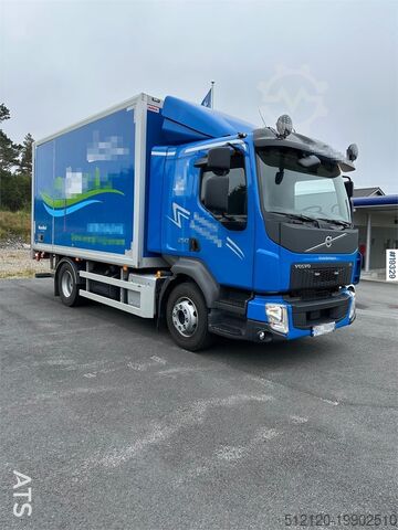 Чемодан Volvo FL250 4x2 box truck w/ lift