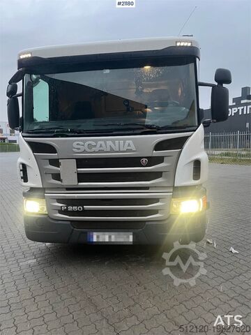 Чемодан Scania P250 4x2 Box truck w/ Full side opening. Euro 6