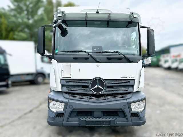 Фургон (грузовой автомобиль) MERCEDES-BENZ 1833 Antos