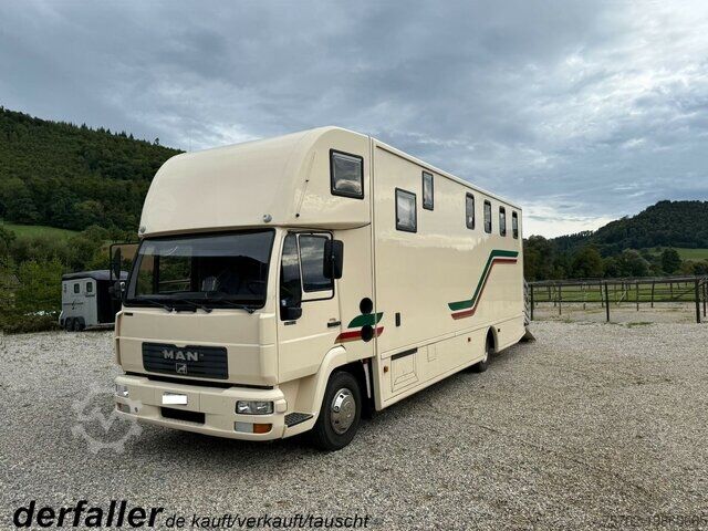 Скотовоз MAN LE 12220 Gimmel 5-6 Pferde