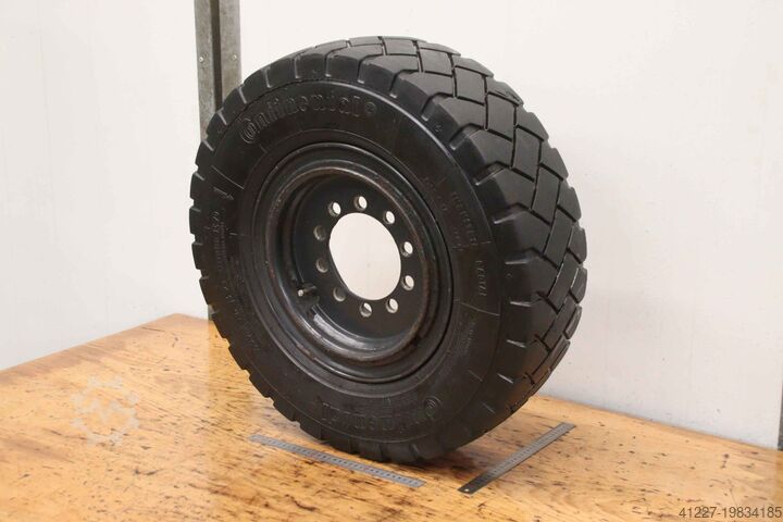 Шина с ободом 2 шт. Continental IC70 7.00 R 12 16 PR  136 A5
